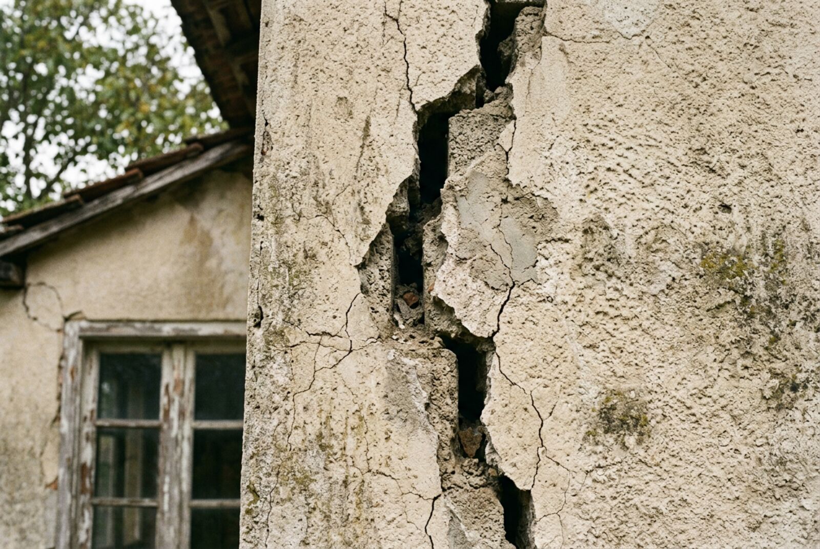 Fissures de façade : comment savoir si c’est grave ?